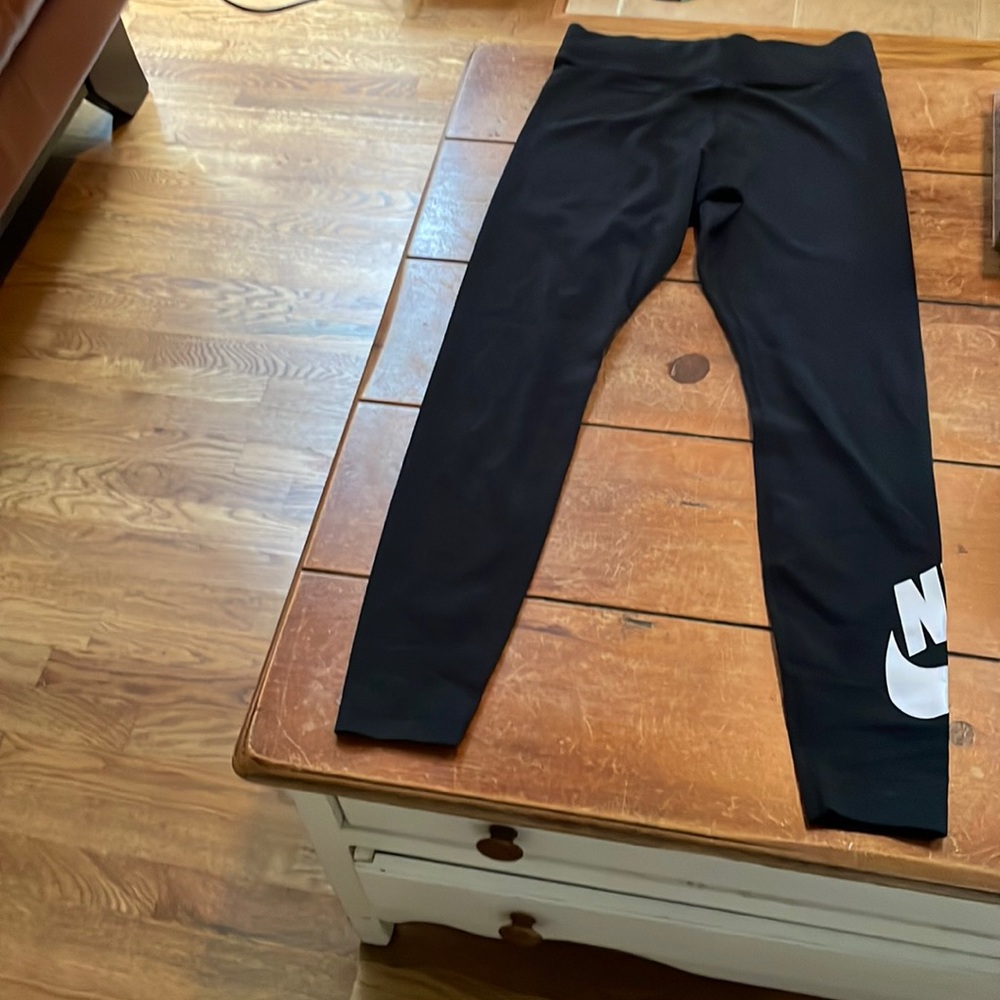 Nike leggings